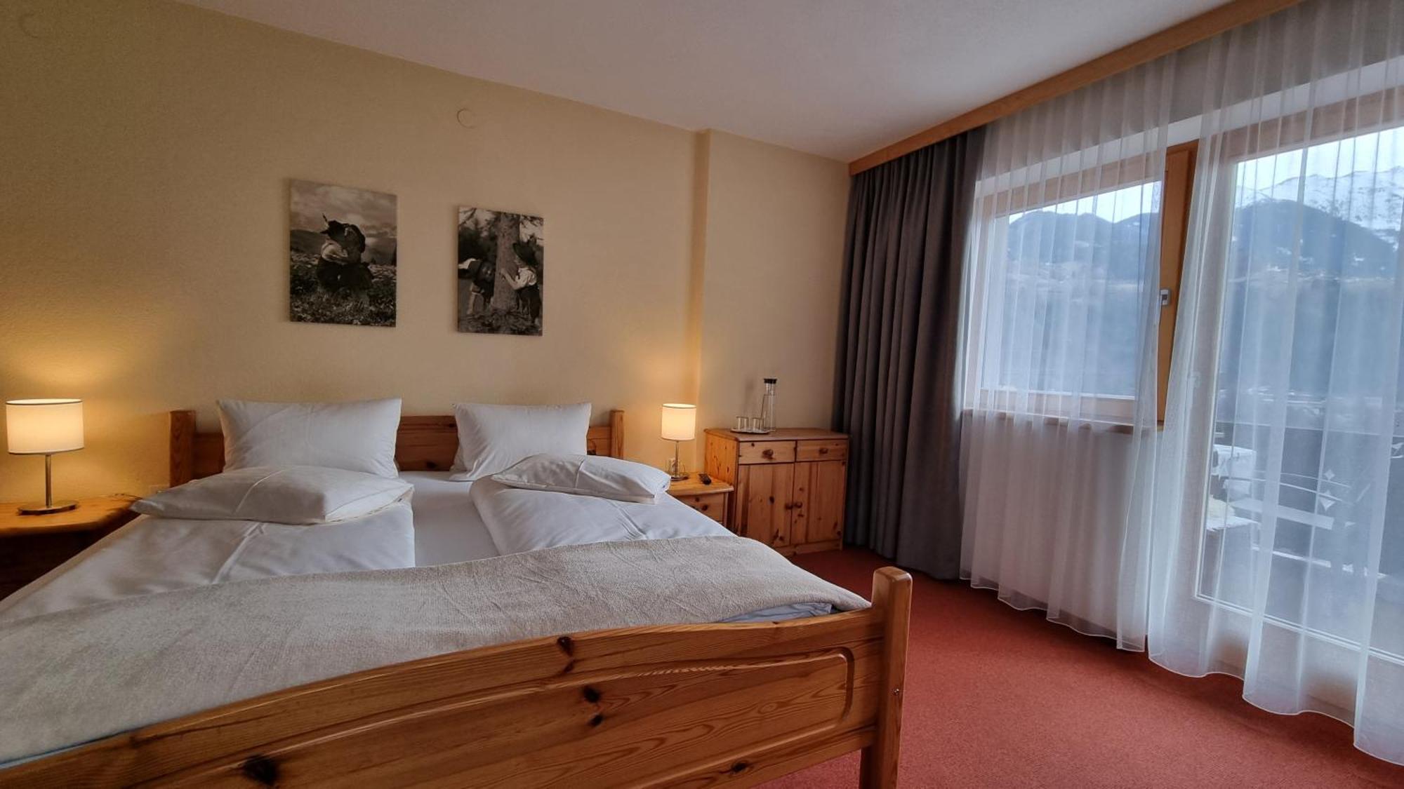 Haus Alpengluehn Hotel Sautens Eksteriør billede