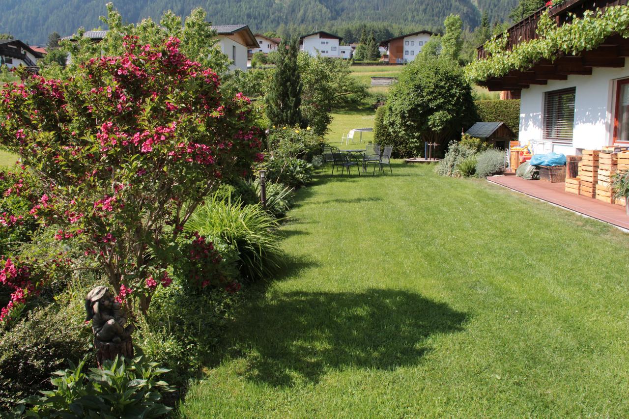 Haus Alpengluehn Hotel Sautens Eksteriør billede