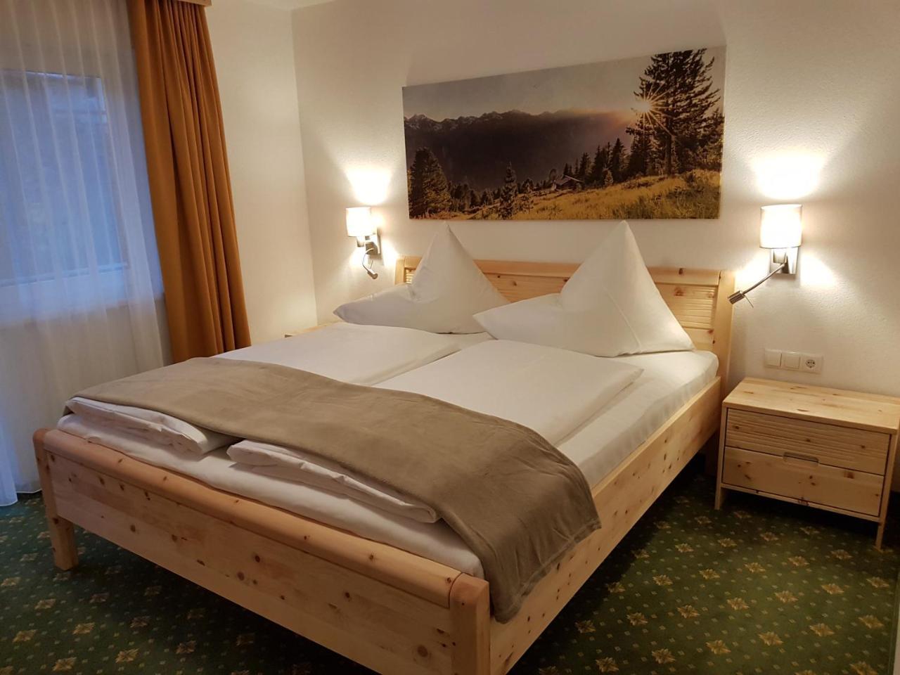 Haus Alpengluehn Hotel Sautens Eksteriør billede